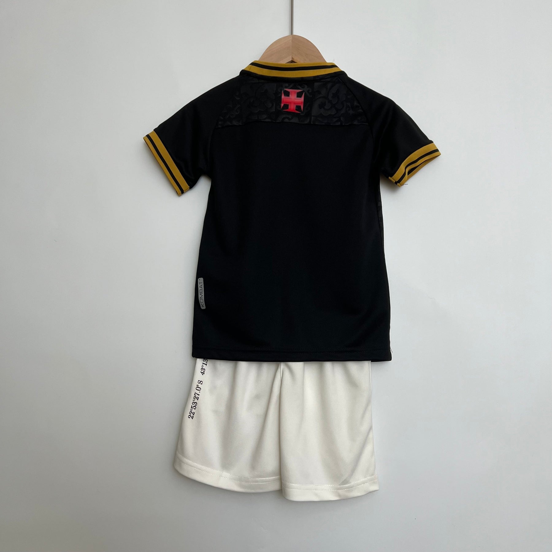 Kit Infantil Vasco III 22/23 - Preto